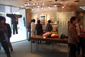 教室展