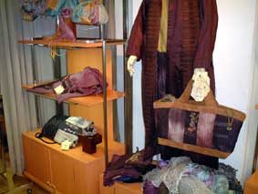 「伝統家具とクラフト展」 2005/８月10日（水）〜15日（火）